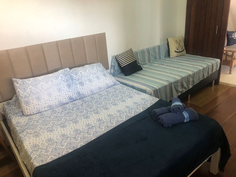 WB 01 Comfortable Apartment Steps from Rua das Pedras !