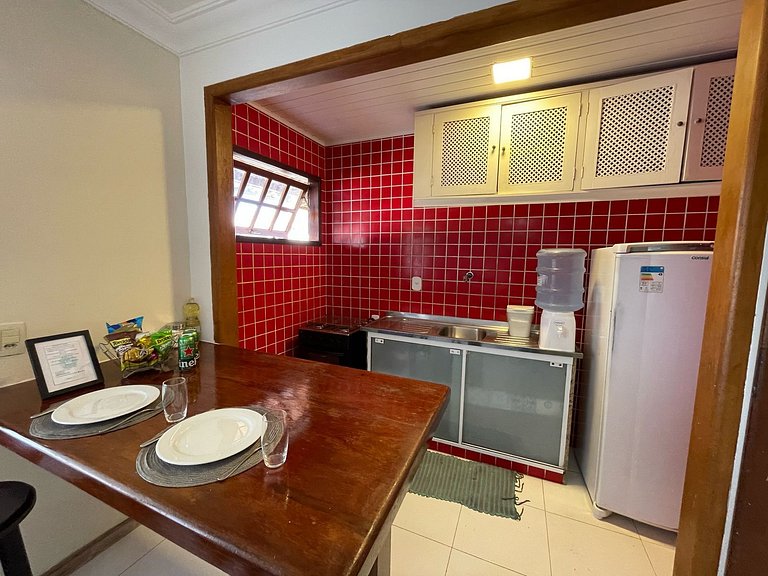 WB06 Rua das Pedras ! Apartamento c/ 02 quartos Confortável
