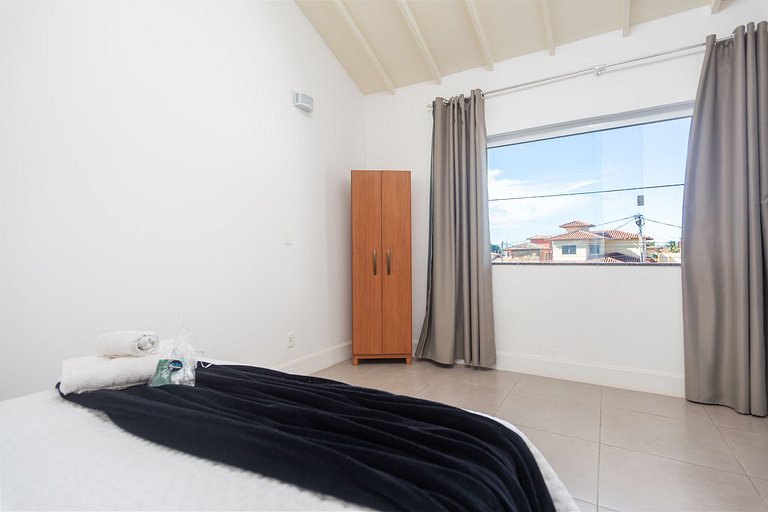 WB03 Linda casa con piscina área gourmet privativa!