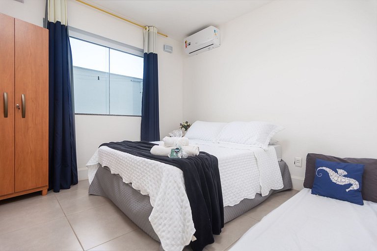 WB03 Linda casa con piscina área gourmet privativa!