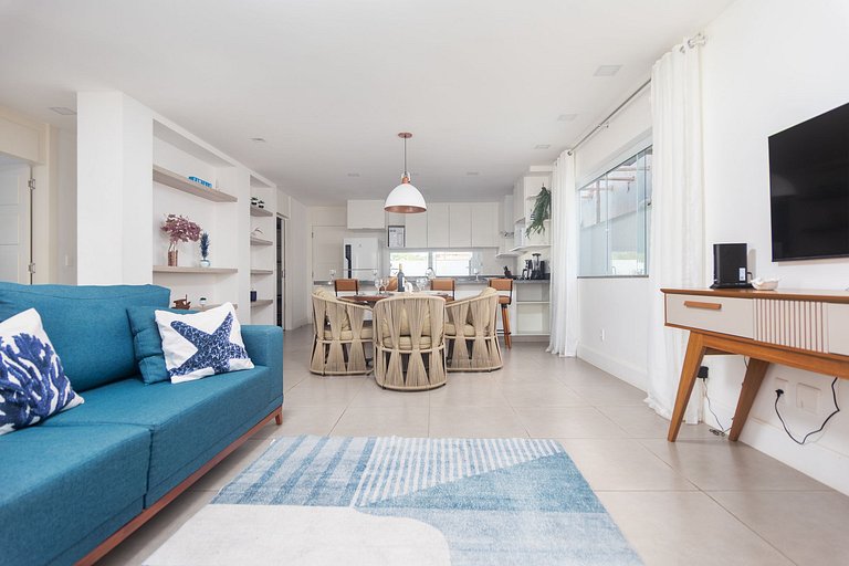 WB03 Linda casa con piscina área gourmet privativa!