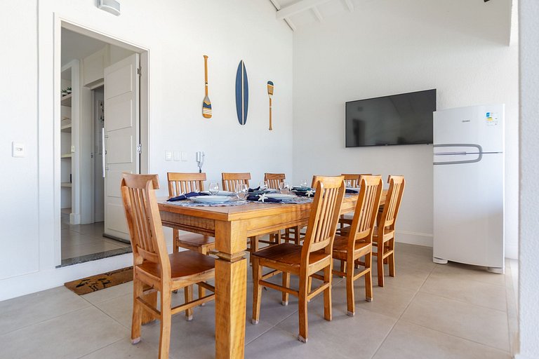 WB03 Refuge w/ 4 Suites and Pool - Your Exclusive Space