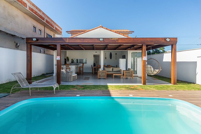WB03 Linda casa con piscina área gourmet privativa!