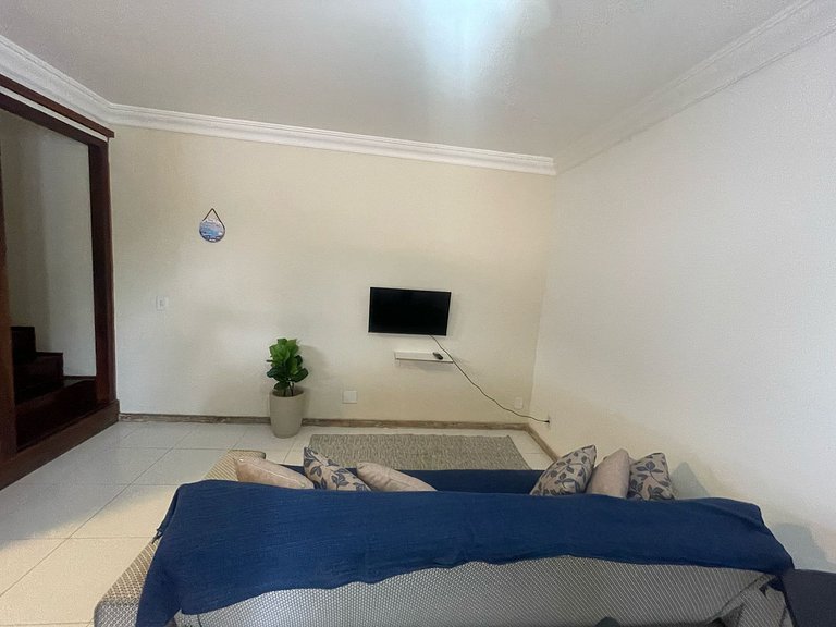 WB06 Rua das Pedras ! Apartamento c/ 02 quartos Confortável
