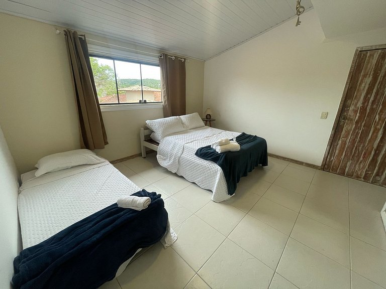 WB06 Rua das Pedras ! Apartamento c/ 02 quartos Confortável