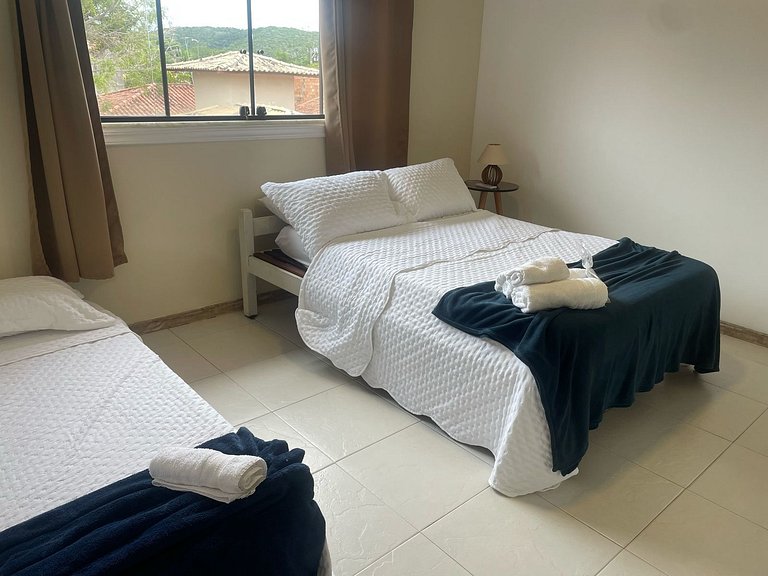WB06 Rua das Pedras ! Apartamento c/ 02 quartos Confortável