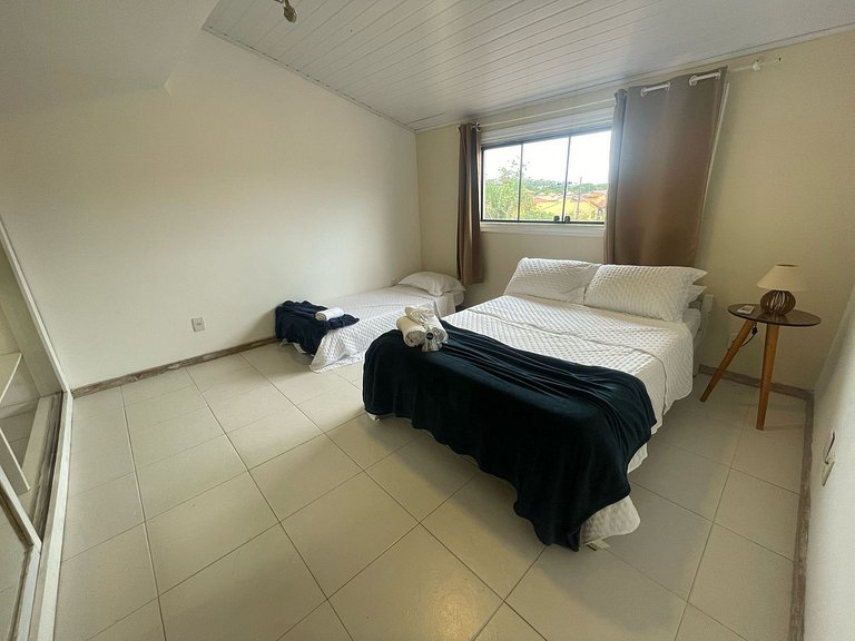 WB06 Rua das Pedras ! Apartamento c/ 02 quartos Confortável
