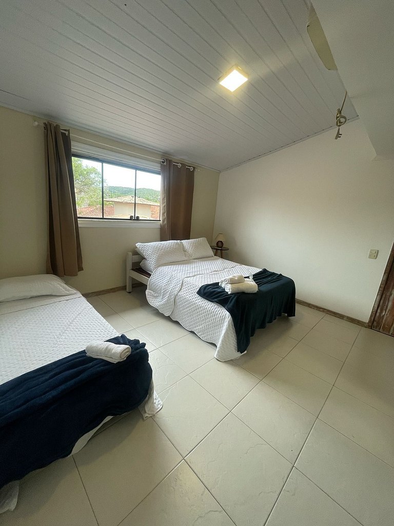 WB06 Rua das Pedras ! Apartamento c/ 02 quartos Confortável