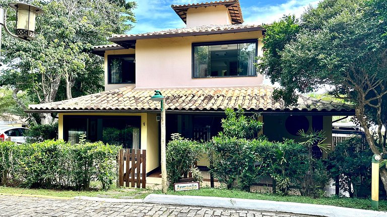 centro! casa c/ 3 suítes a Passos da Rua das Pedras !