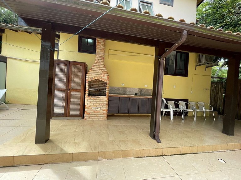 WB07 Casa Confortável a Passos da Rua das Pedras!