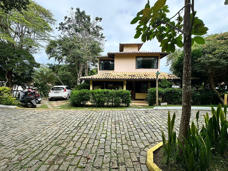 WB07 Casa Confortável a Passos da Rua das Pedras!