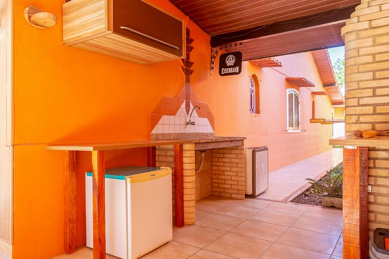 WB10Casa limone c/ churrasqueira e ducha,6 quartos. Geribá !