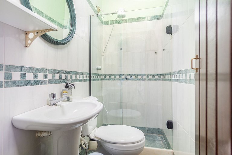 WB10Casa limone c/ churrasqueira e ducha,6 quartos. Geribá !