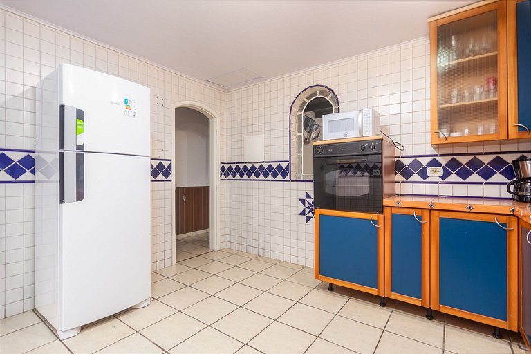 WB10. Walk to Geribá! House w/ 6 bedrooms, barbecue and outd