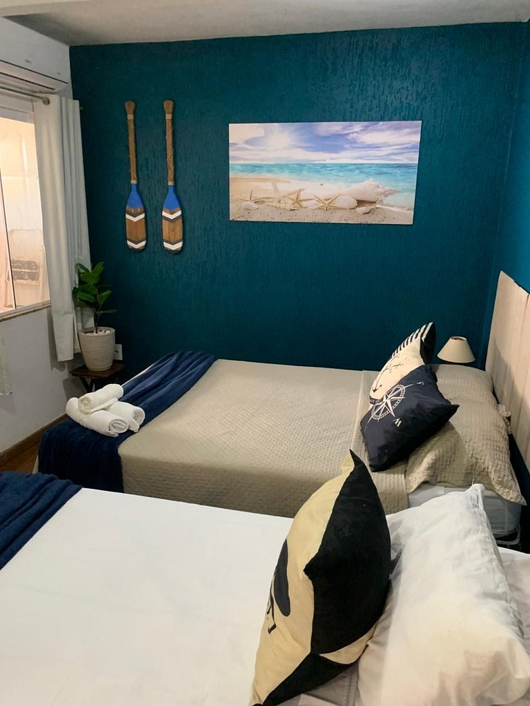 WB 01 Comfortable Apartment Steps from Rua das Pedras !