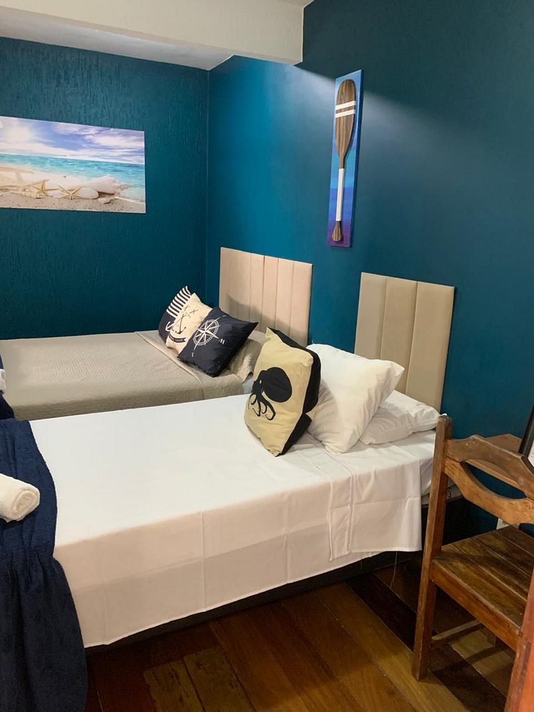 WB 01 Comfortable Apartment Steps from Rua das Pedras !