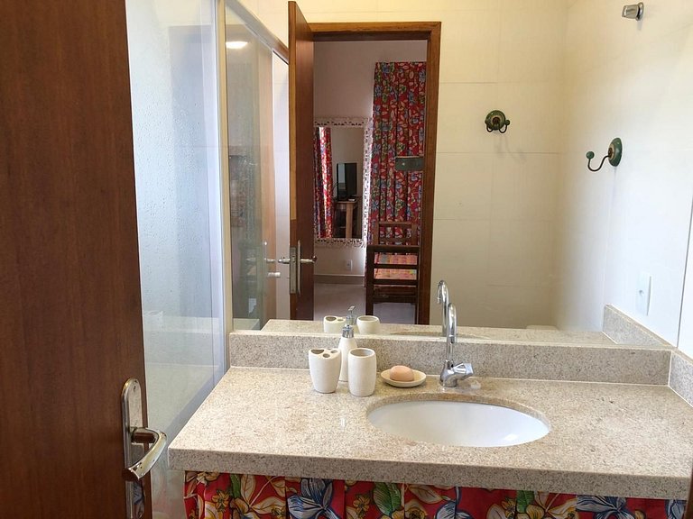 Casa com Vista para Geribá e Ferradurinha 5 Quartos, Piscina