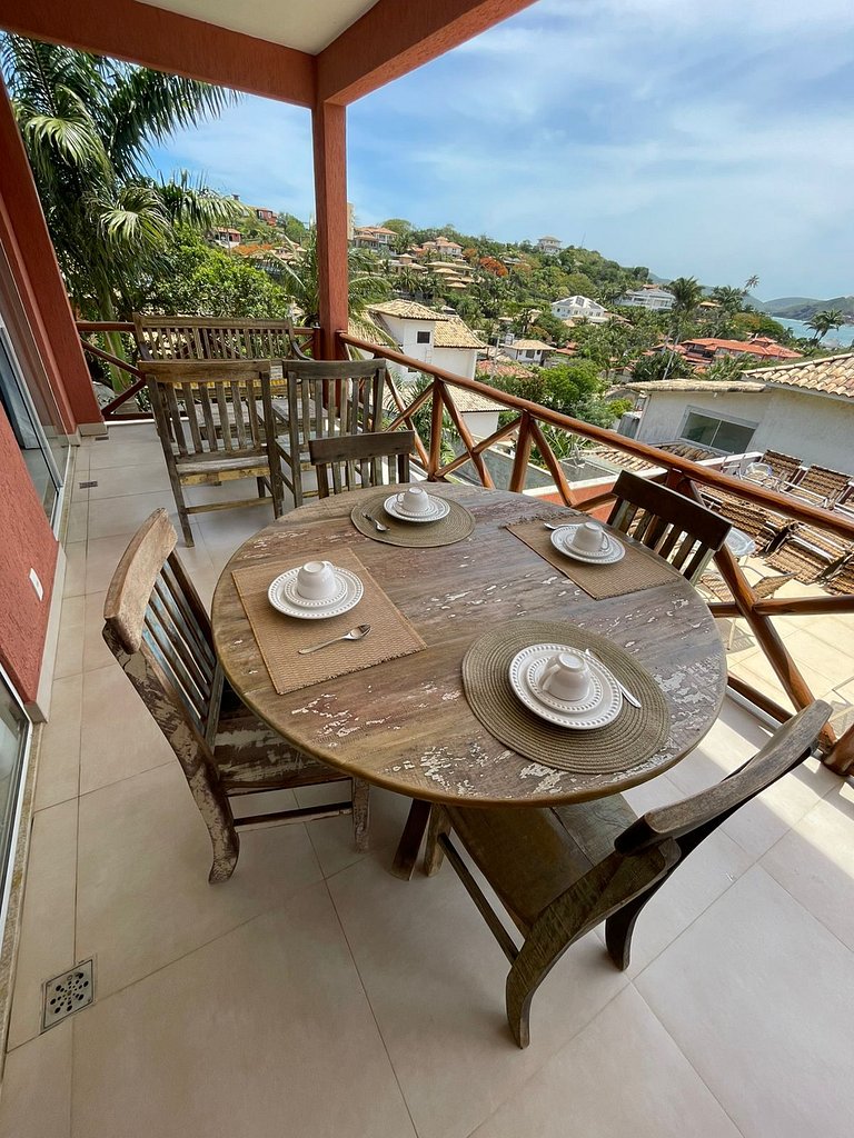 Casa com Vista para Geribá e Ferradurinha 5 Quartos, Piscina