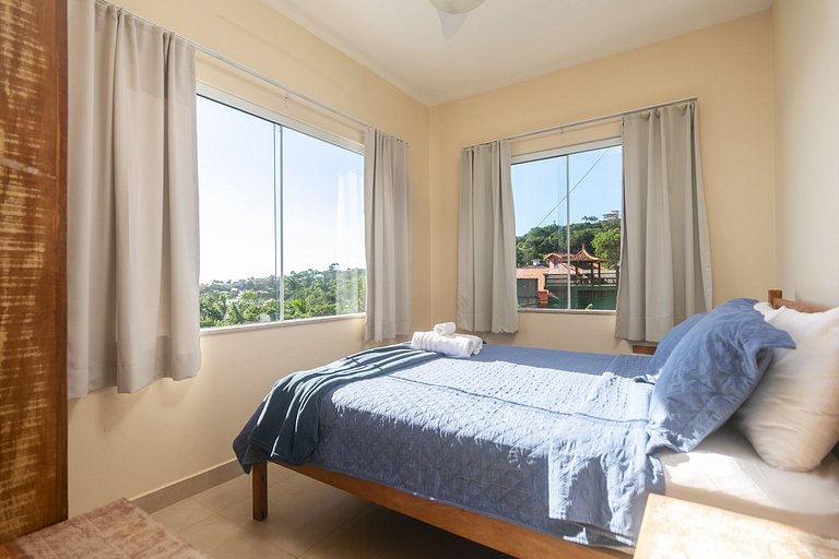 Casa com Vista para Geribá e Ferradurinha 5 Quartos, Piscina