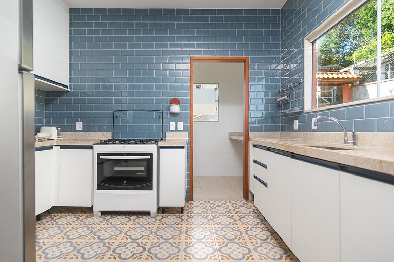 Casa com Vista para Geribá e Ferradurinha 5 Quartos, Piscina