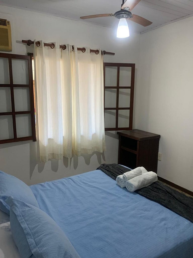 WB07 Rua das Pedras ! Apartamento c/ 02 quartos