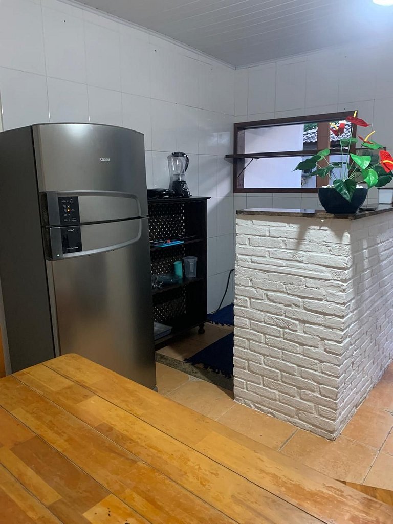 WB07 Rua das Pedras ! Apartamento c/ 02 quartos