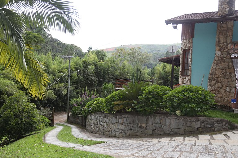 Refúgio em Friburgo | Deck e Churrasqueira