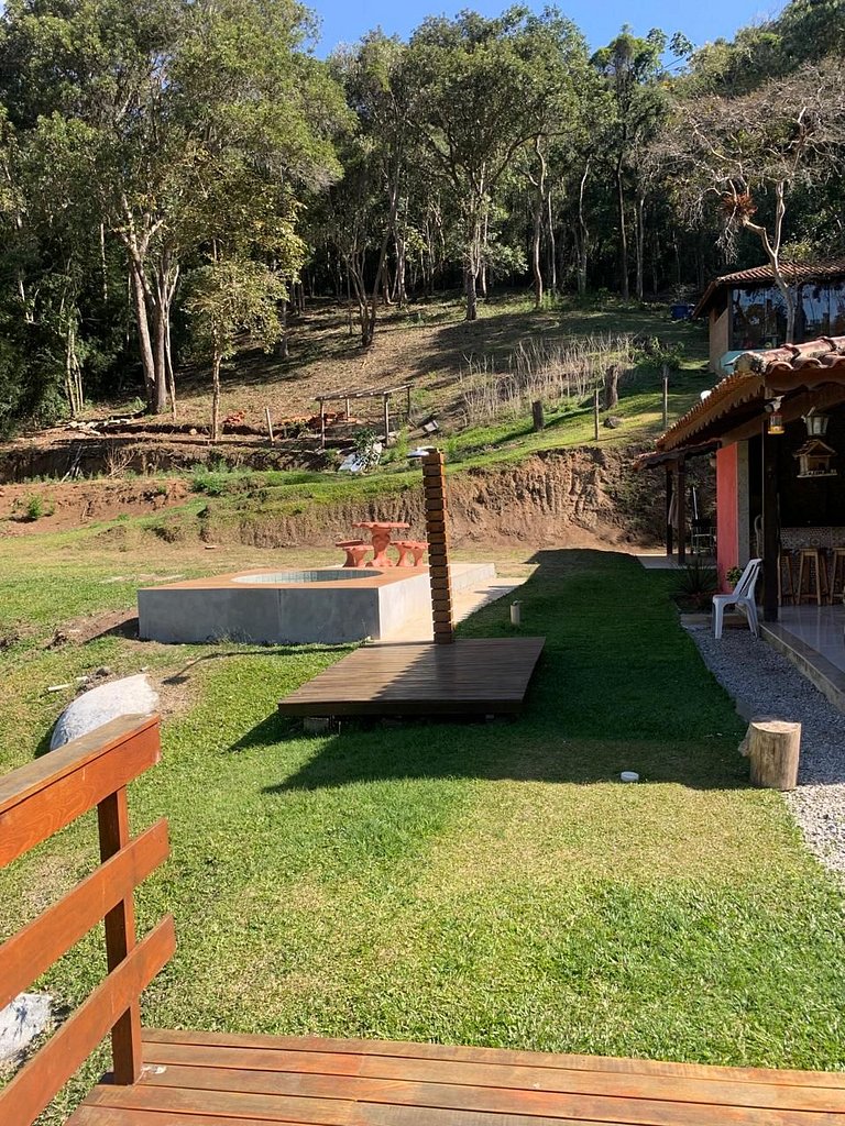Refúgio em Friburgo | Deck e Churrasqueira