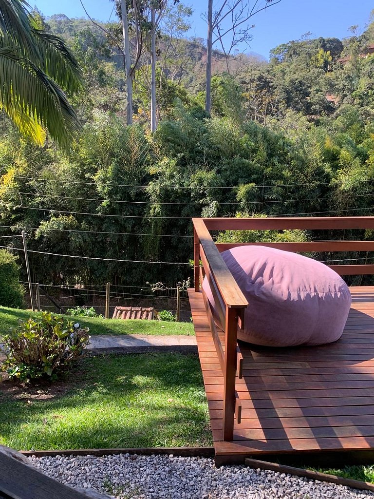 Refúgio em Friburgo | Deck e Churrasqueira