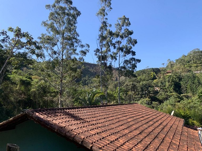 Refúgio em Friburgo | Deck e Churrasqueira